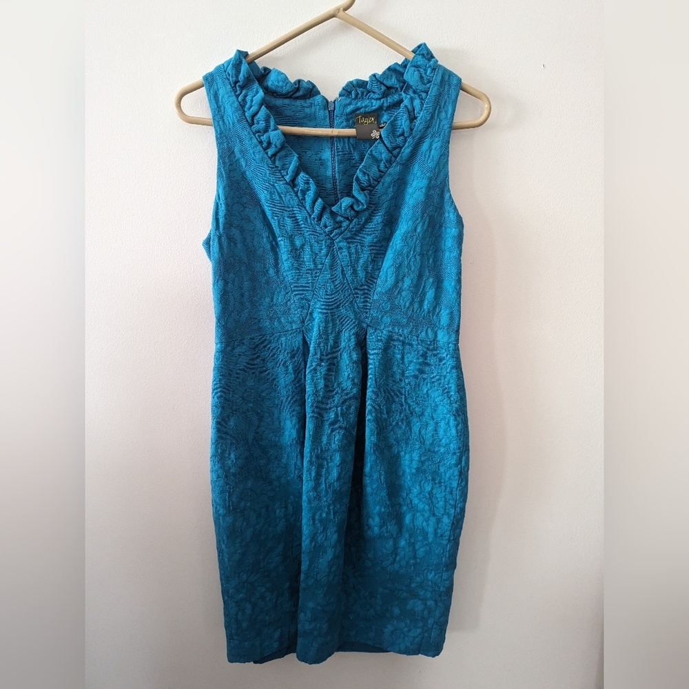Taylor dress